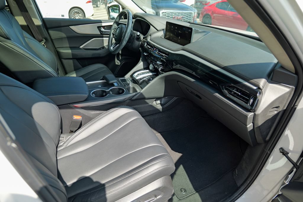 Used 2023 Acura MDX SH-AWD image 36