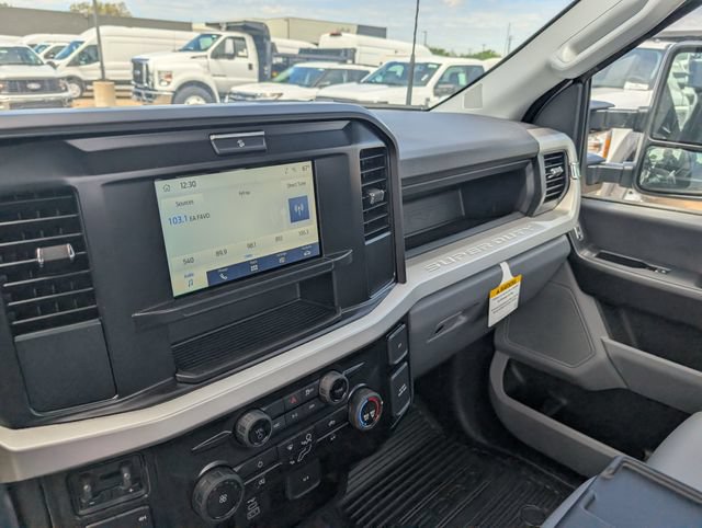 New 2026 Ford F350 XL w/ FX4 Off-Road Package AWD/4WD image 19