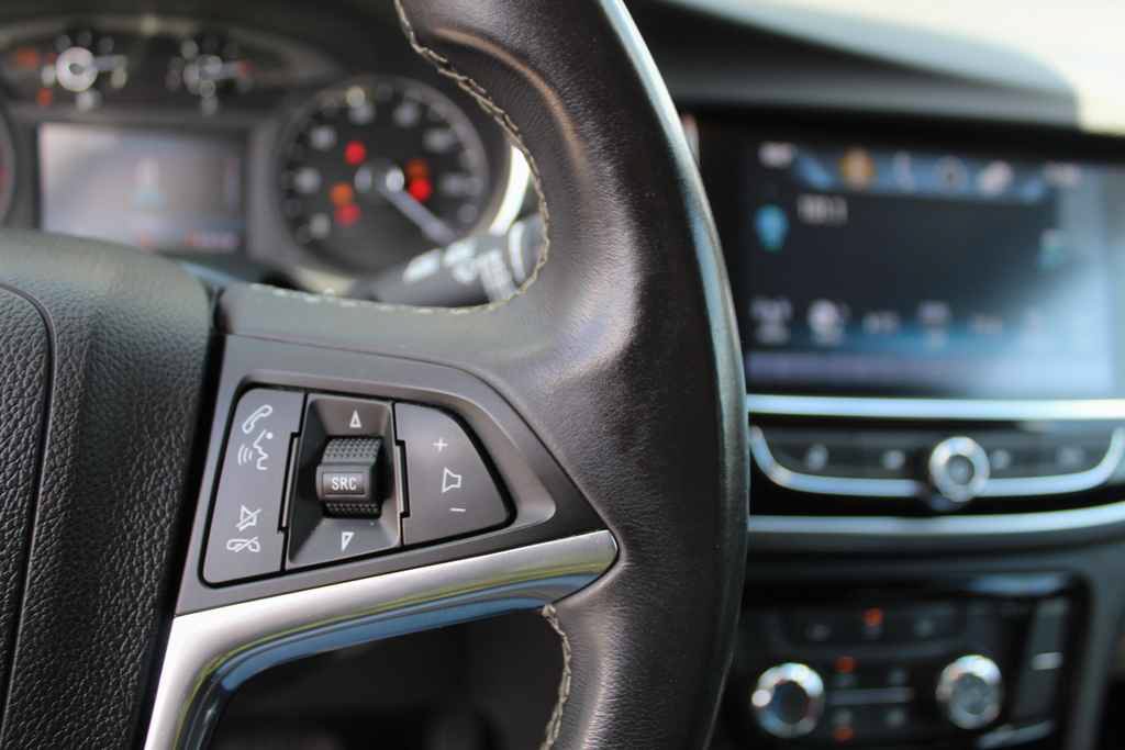 Used 2019 Buick Encore Preferred AWD/4WD image 16