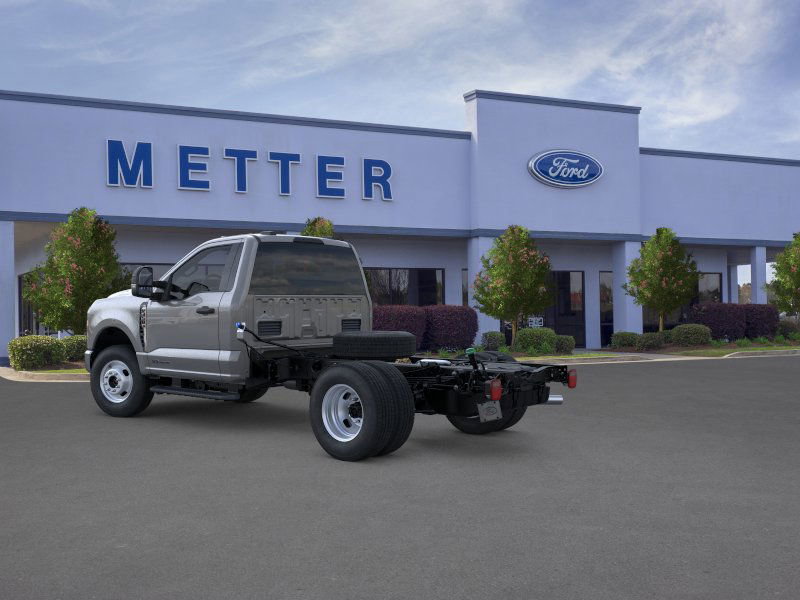New 2025 Ford F350 XL w/ XL Chrome Package image 4