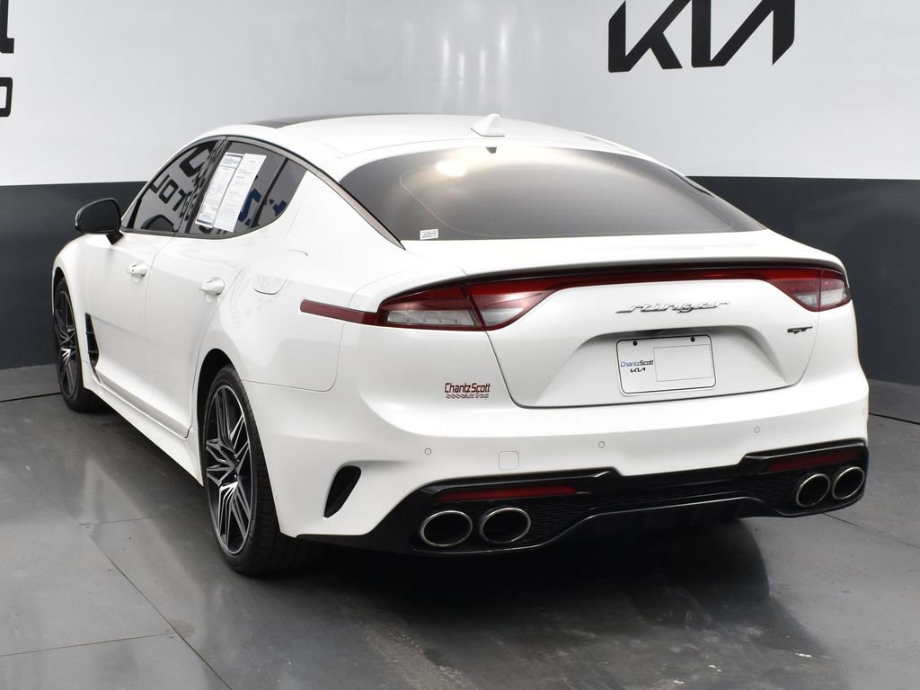 Used 2022 Kia Stinger GT1 w/ Red Interior Color Package RWD image 4