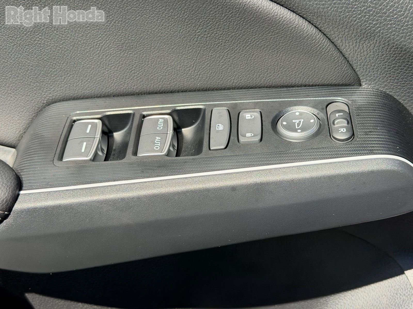 Used 2025 Honda Civic Sport Touring image 17