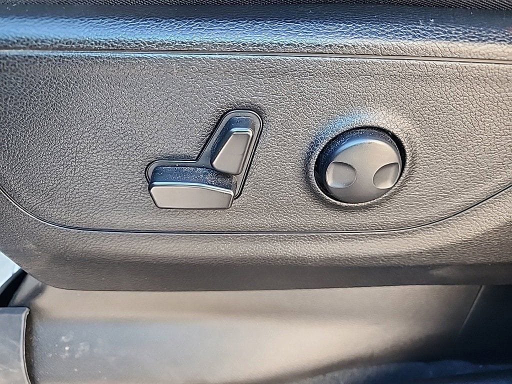 Used 2022 RAM 1500 Big Horn image 12
