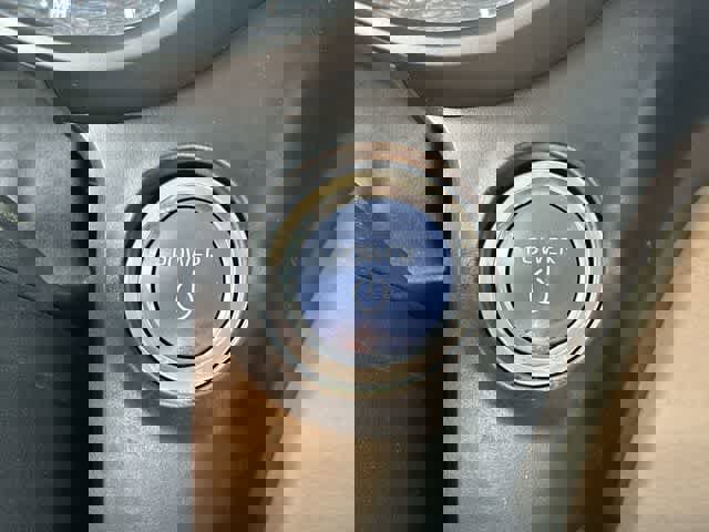 Used 2024 Toyota Sienna XLE w/ XLE Plus Package AWD/4WD image 11