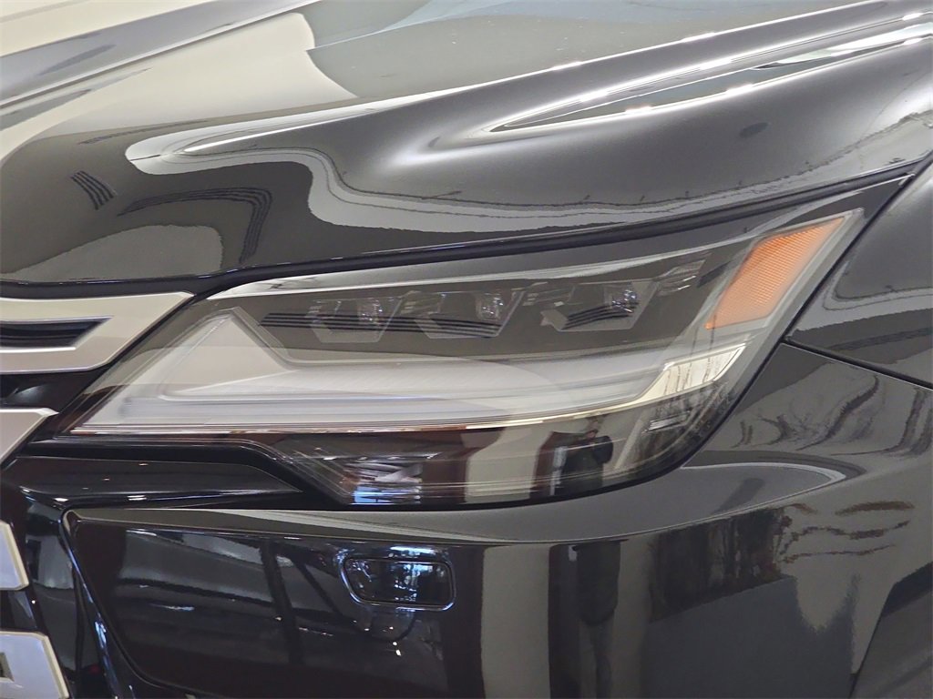 Certified 2025 Lexus LX 600 4WD w/ Luxury Package image 35