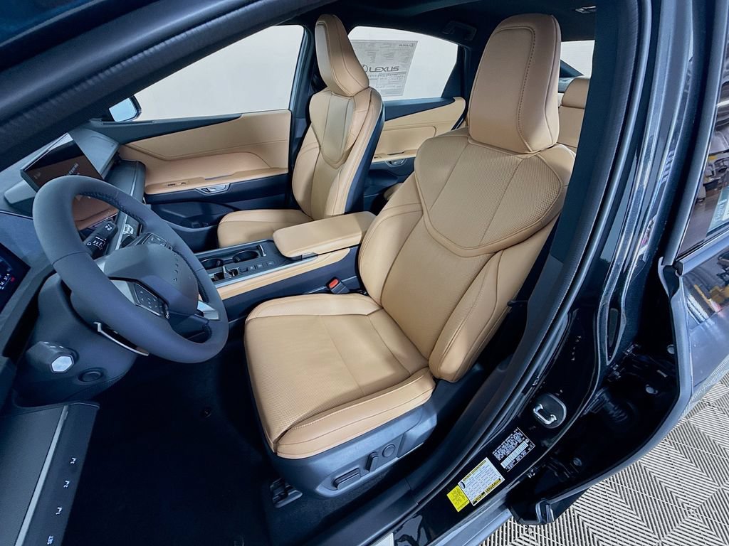 New 2026 Lexus ES 350e FWD image 16