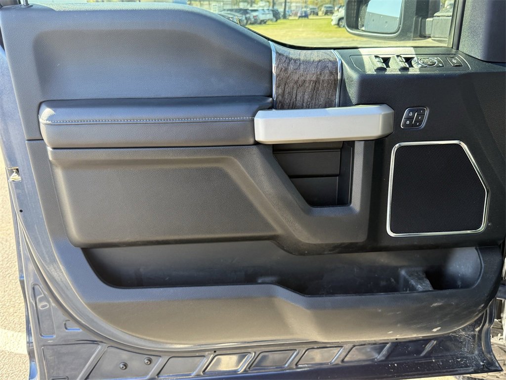 Used 2017 Ford F250 Lariat w/ Lariat Ultimate Package image 10