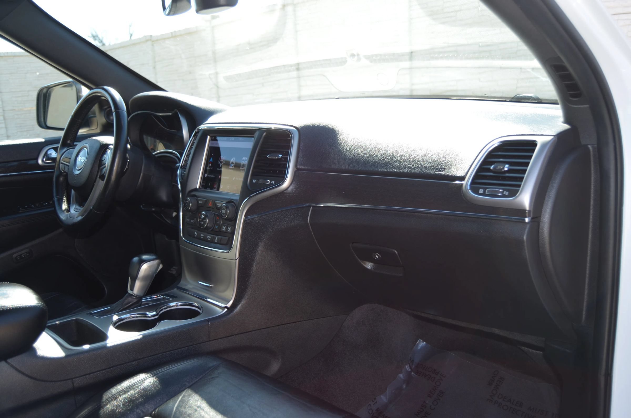 Used 2018 Jeep Grand Cherokee Limited RWD image 15