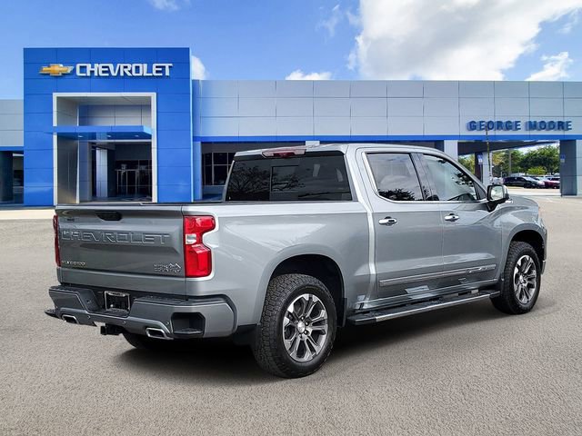 Used 2025 Chevrolet Silverado 1500 High Country w/ Technology Package image 4