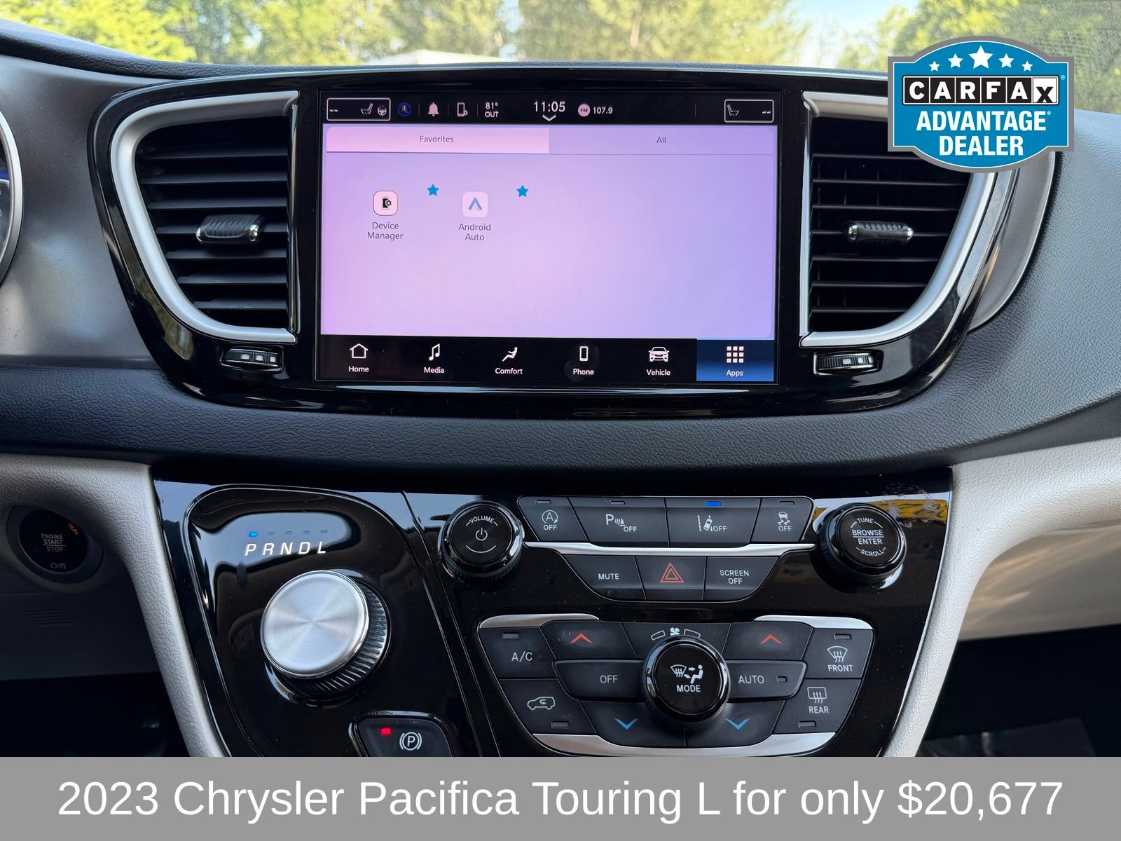 Used 2023 Chrysler Pacifica Touring-L FWD image 20