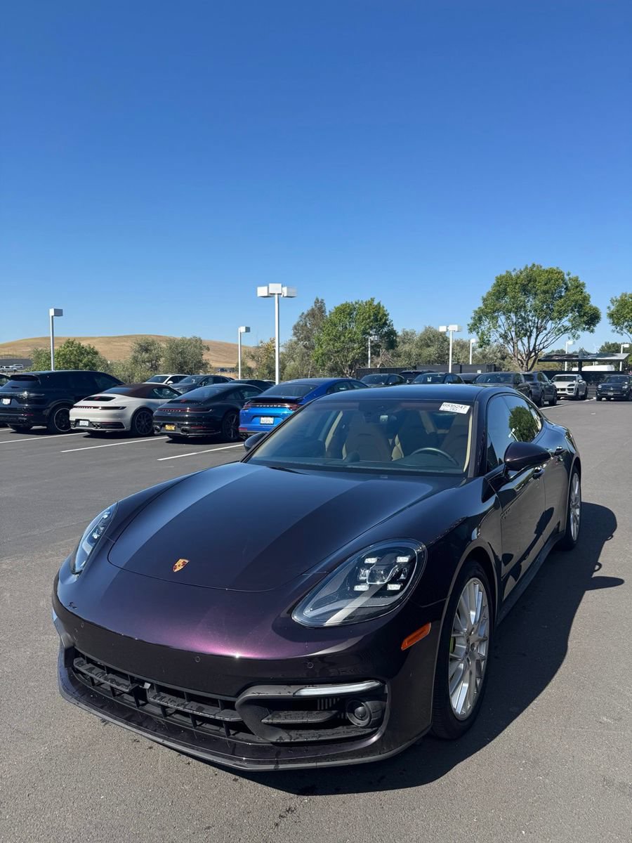 Used 2023 Porsche Panamera AWD/4WD image 5