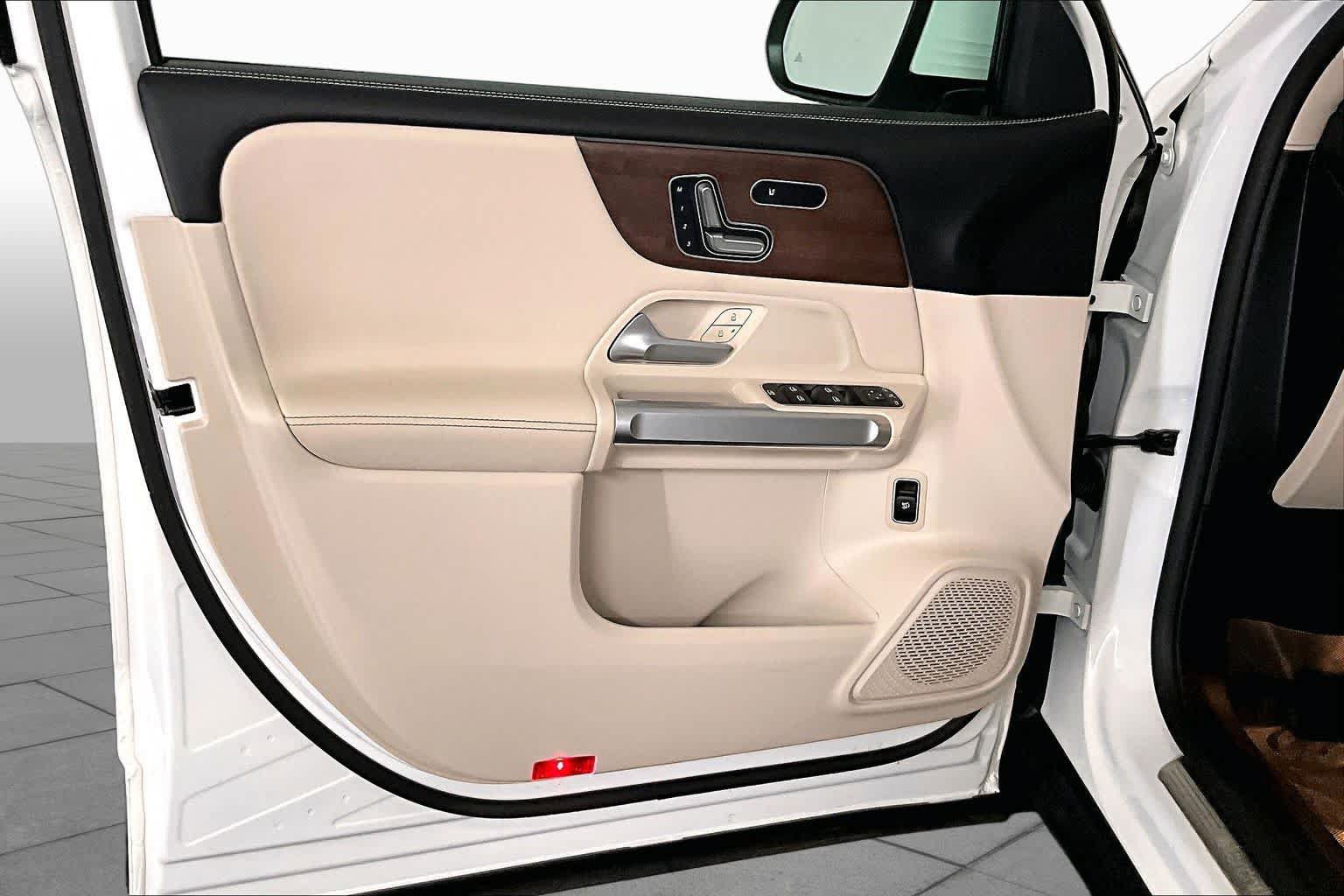 Certified 2023 Mercedes-Benz GLB 250 4MATIC image 22