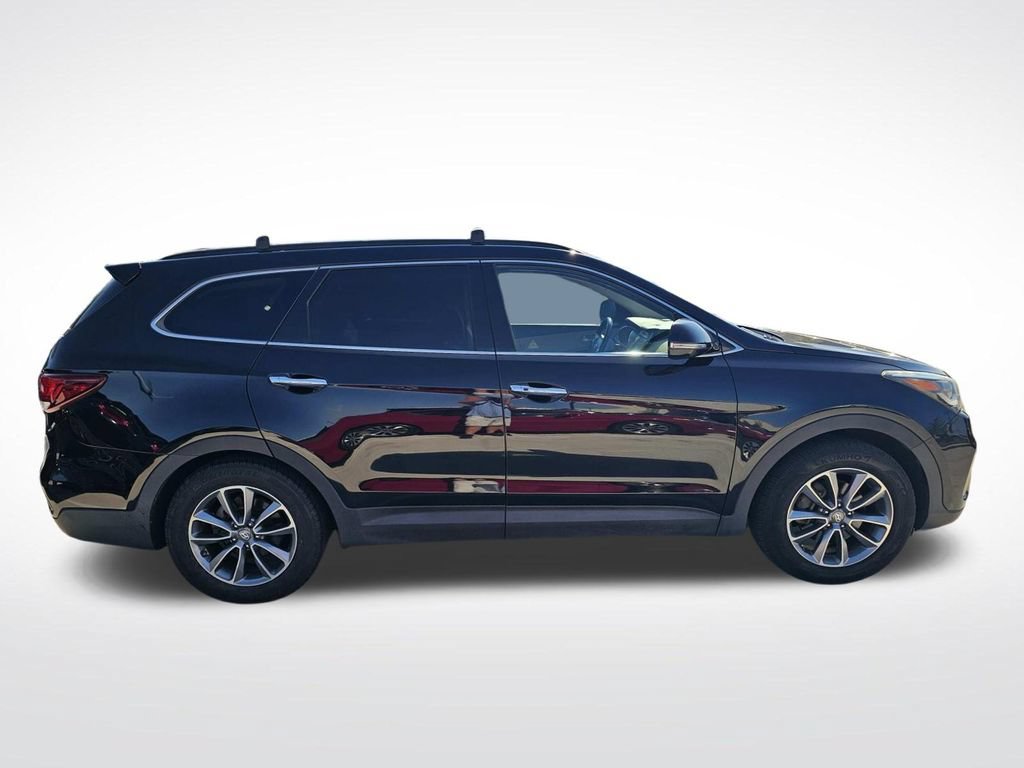 Used 2017 Hyundai Santa Fe Limited FWD image 19