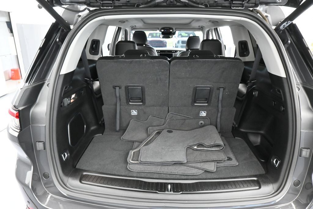 Used 2023 Jeep Grand Cherokee L Limited w/ Trailer Tow Group (B) RWD image 44