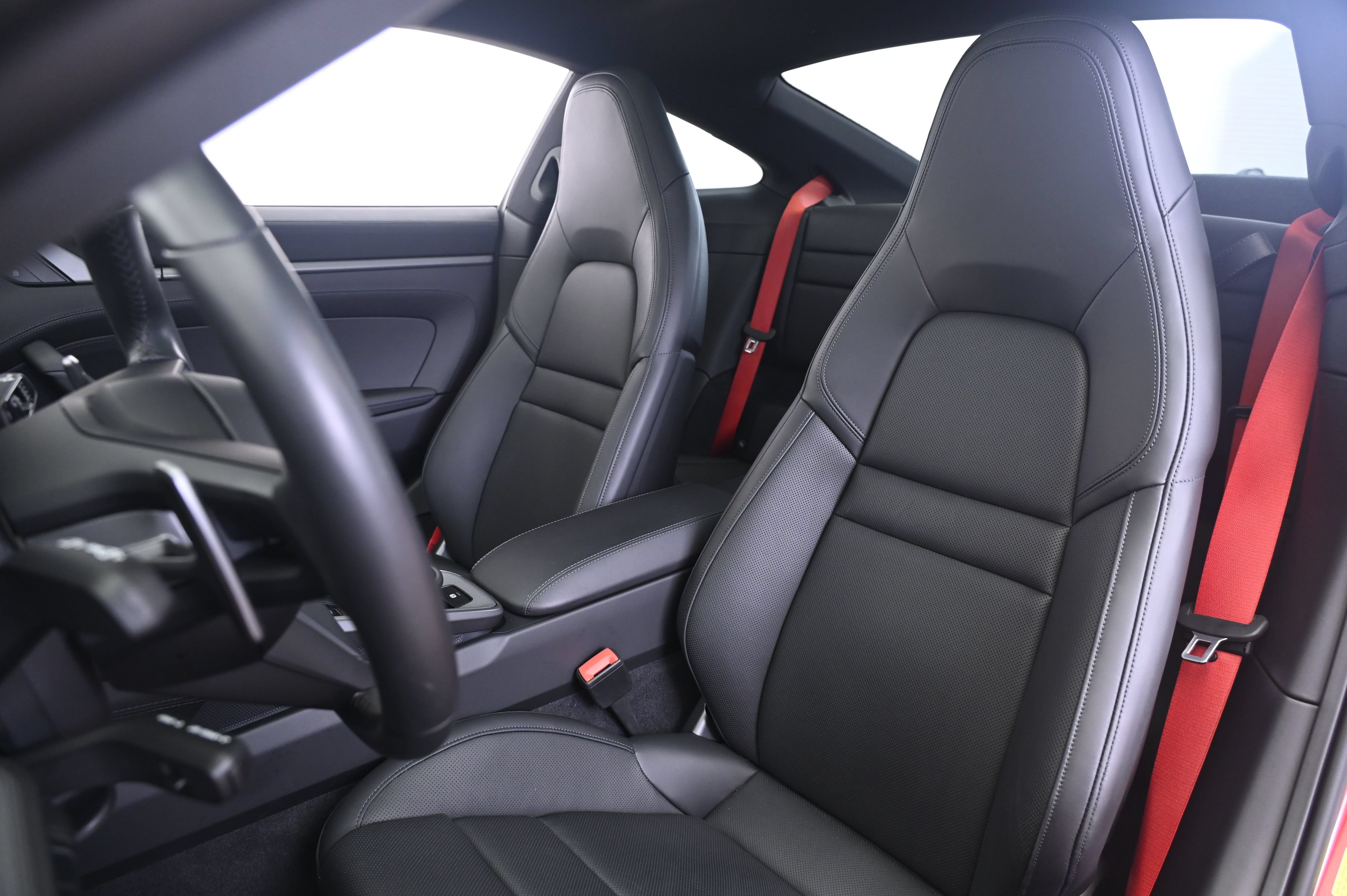 Used 2022 Porsche 911 Carrera S RWD image 26