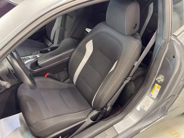 Used 2021 Chevrolet Camaro LT RWD image 10