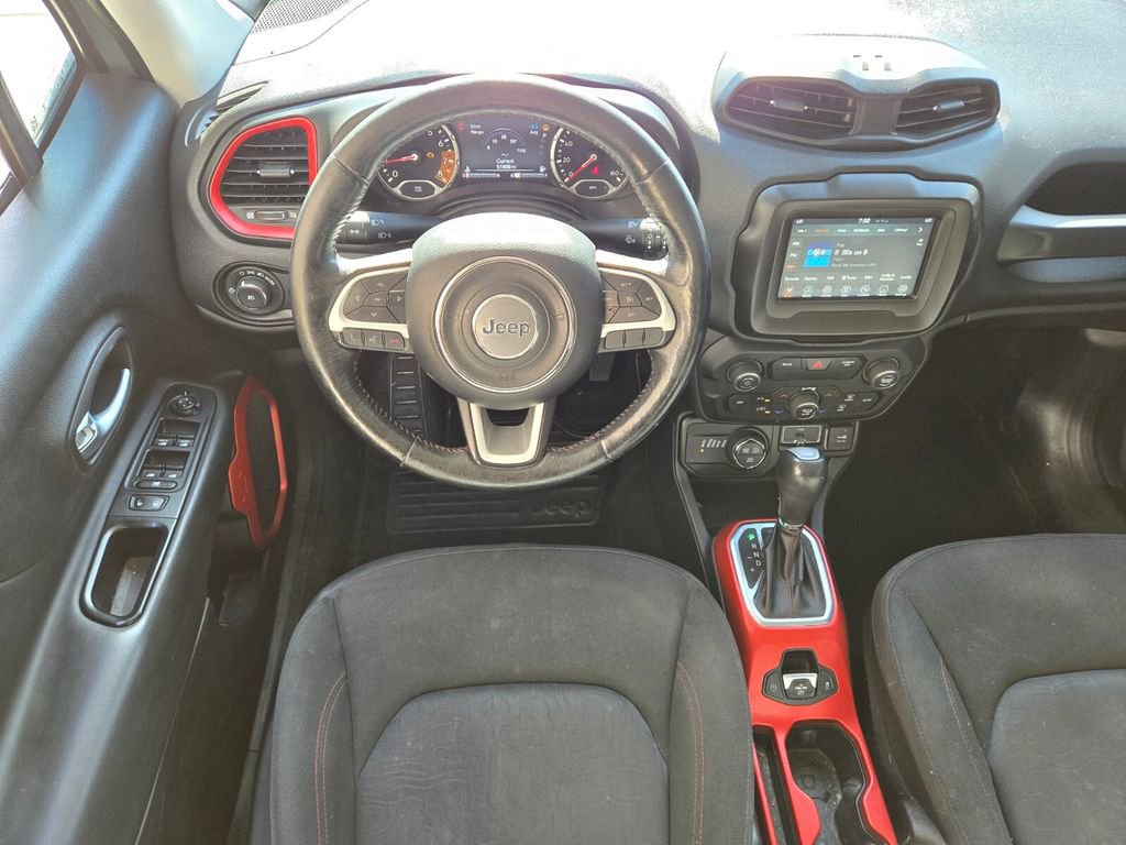 Used 2019 Jeep Renegade Trailhawk w/ Cold Weather Group II AWD/4WD image 8