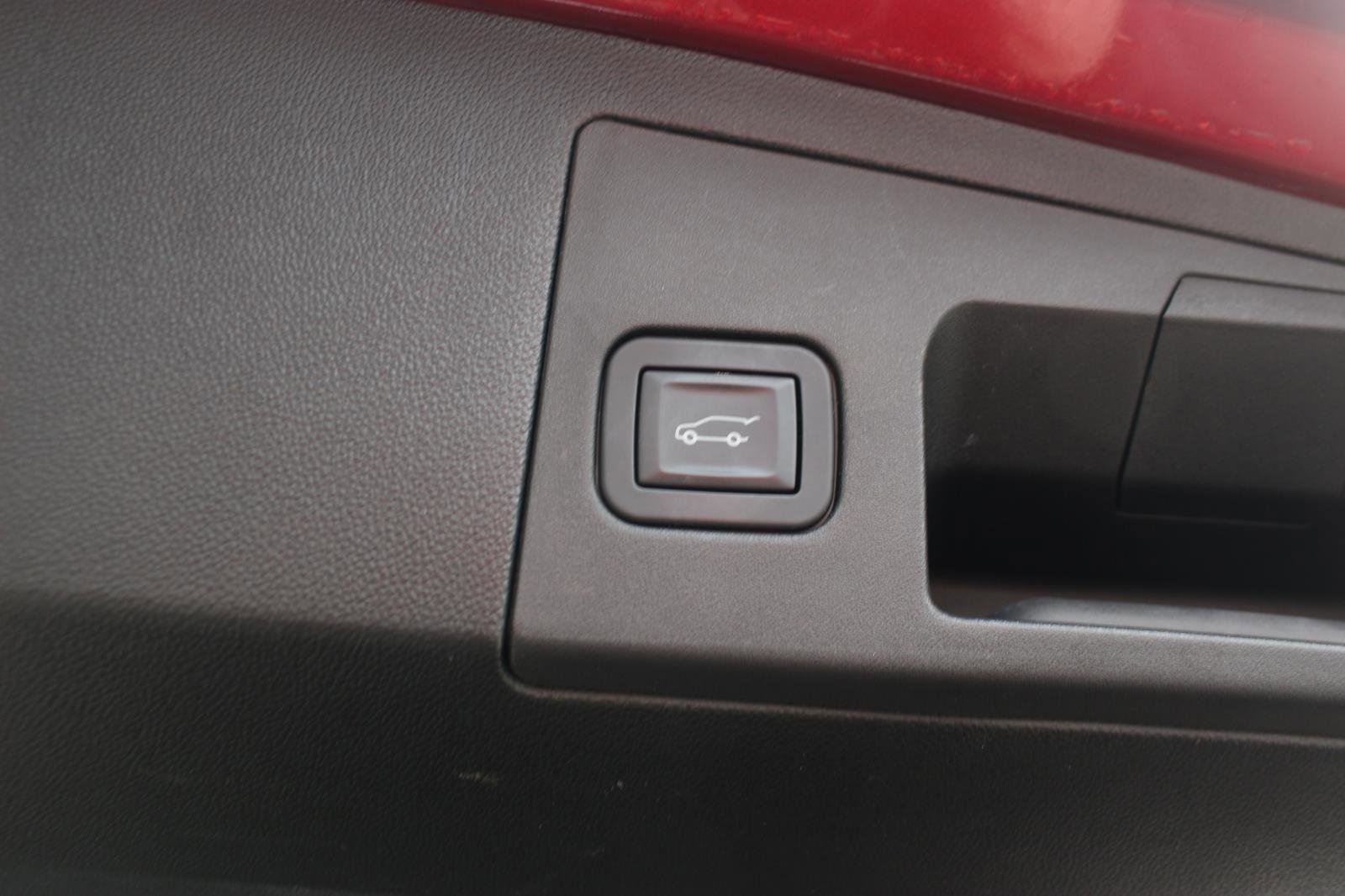 Used 2019 Cadillac XT5 Luxury image 13