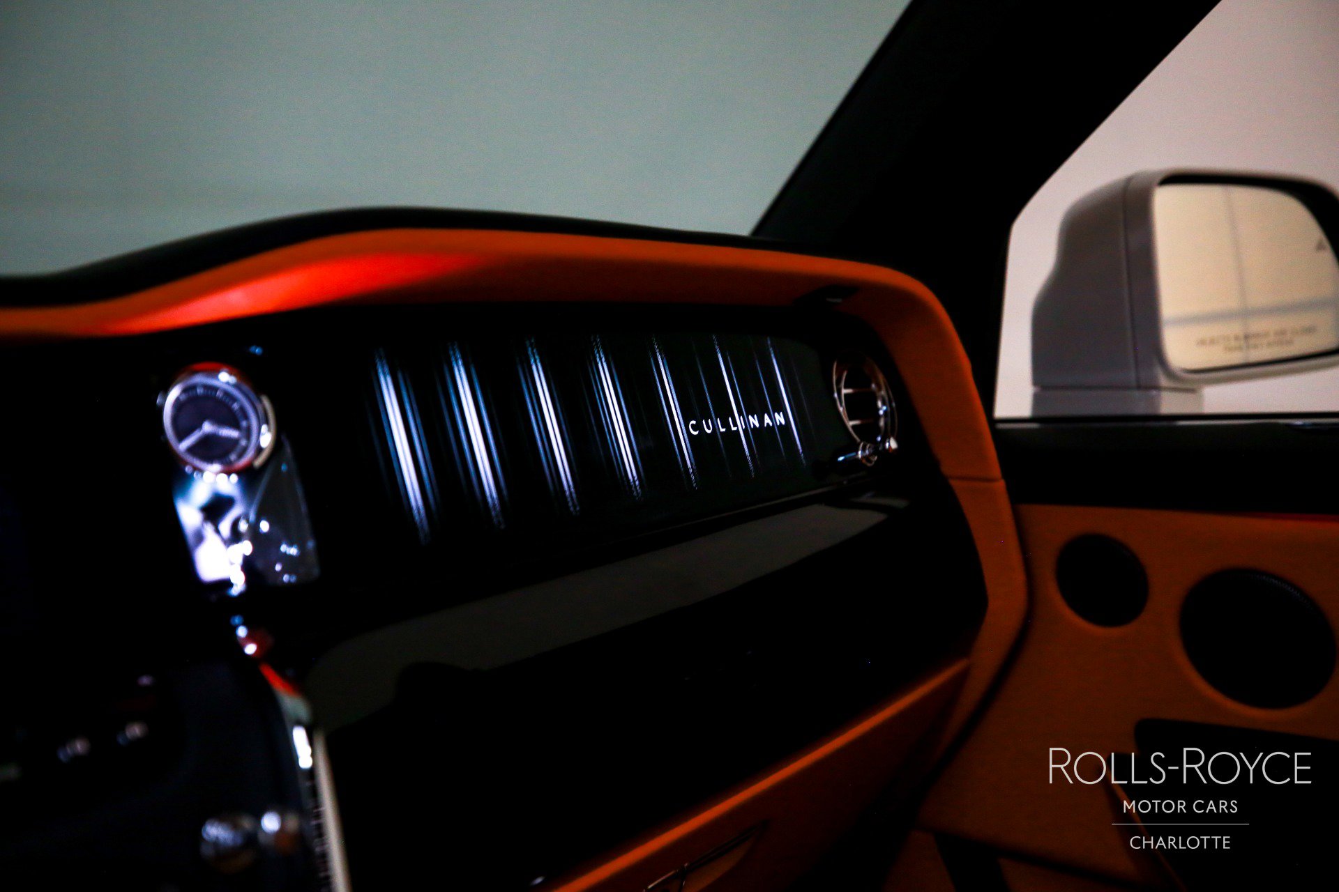 Certified 2025 Rolls-Royce Cullinan image 36