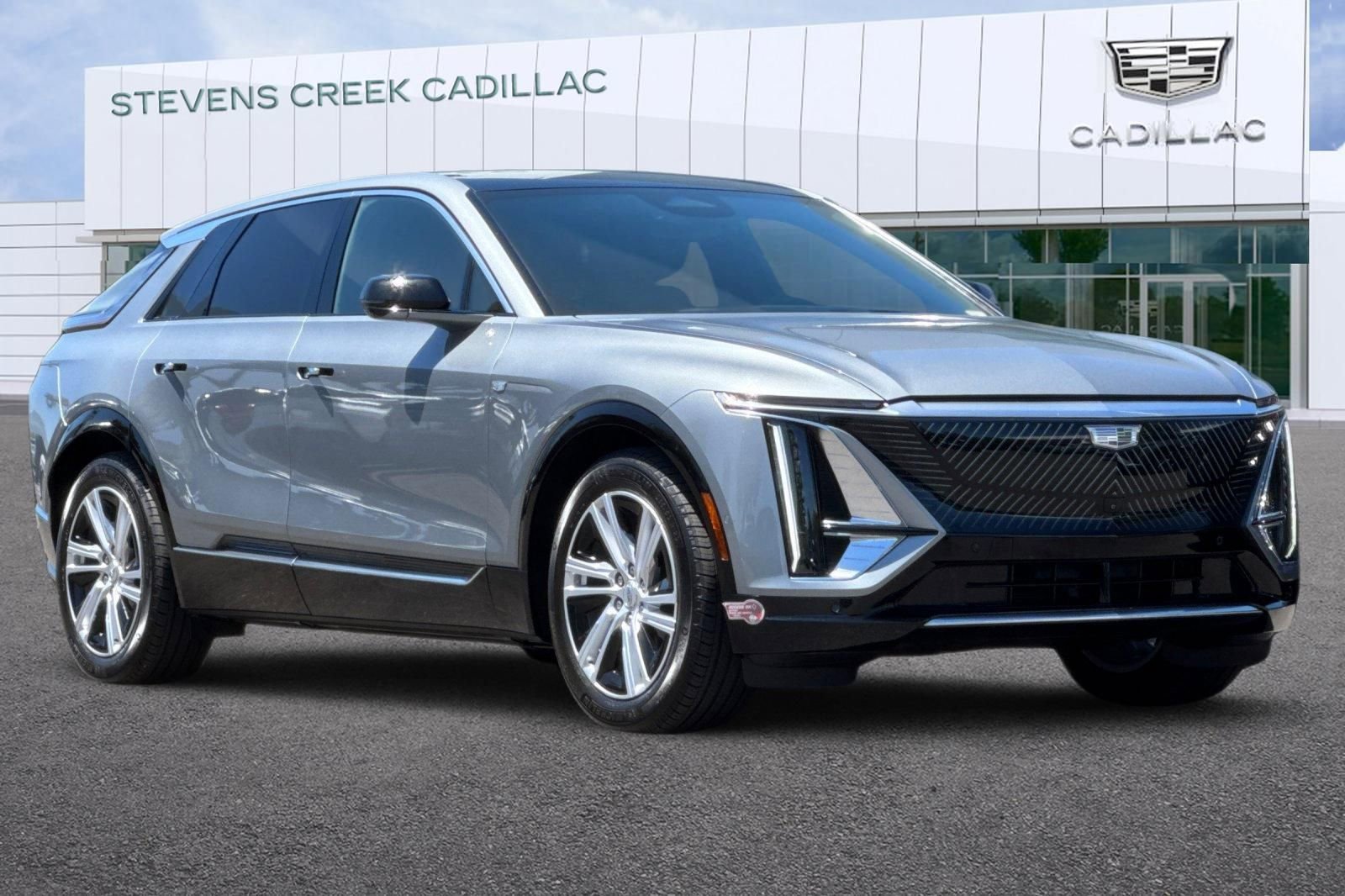 Certified 2024 Cadillac Lyriq Tech w/ Driver Assist Package