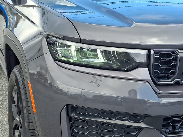 New 2026 Jeep Grand Cherokee Altitude AWD/4WD image 7