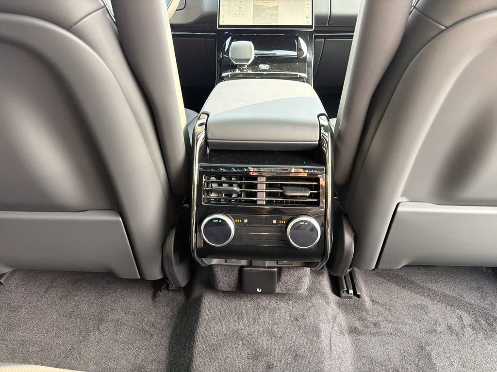 New 2026 Land Rover Range Rover Sport Dynamic SE AWD/4WD image 19