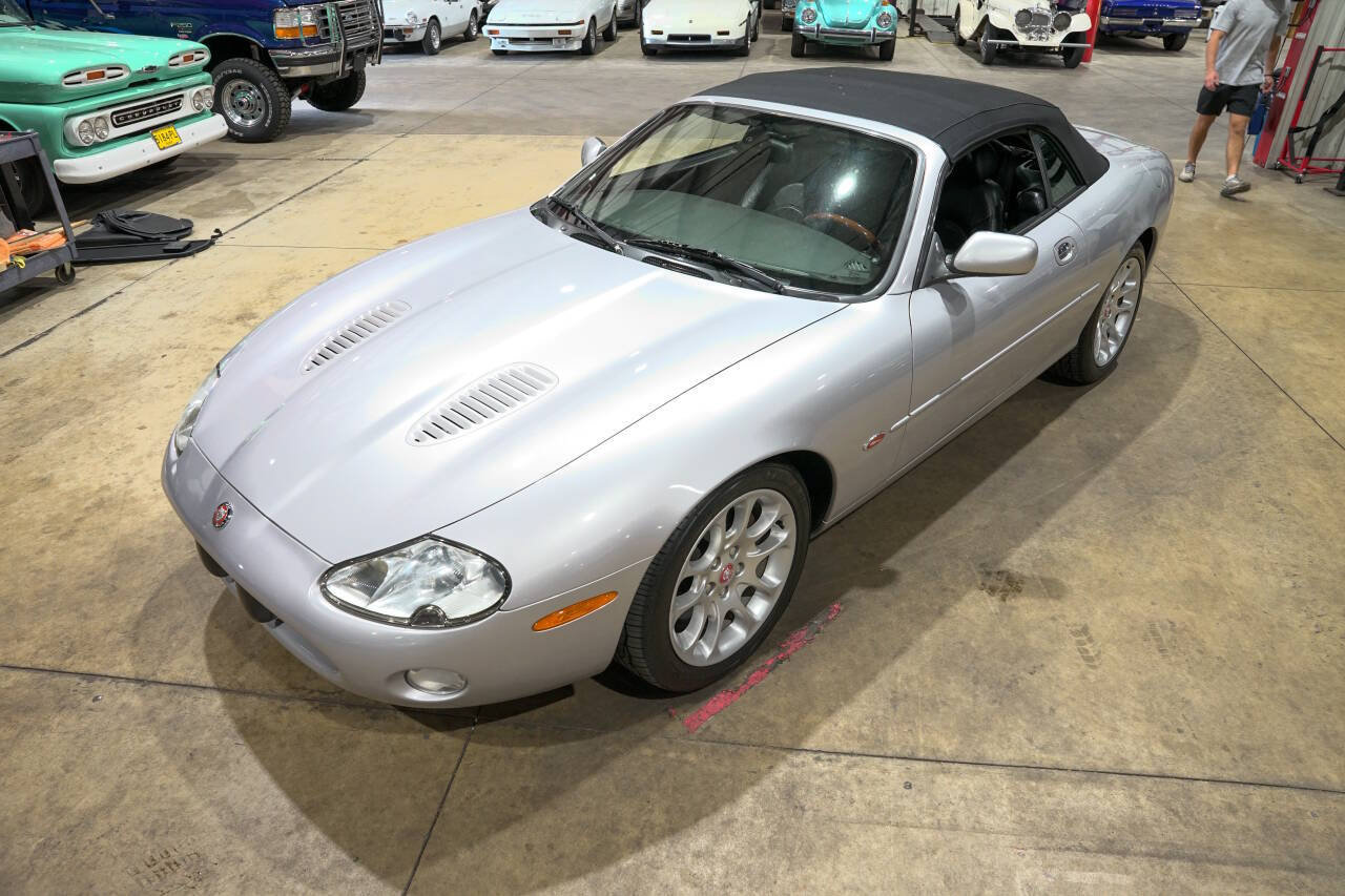 Used 2001 Jaguar XK8 Convertible RWD image 29