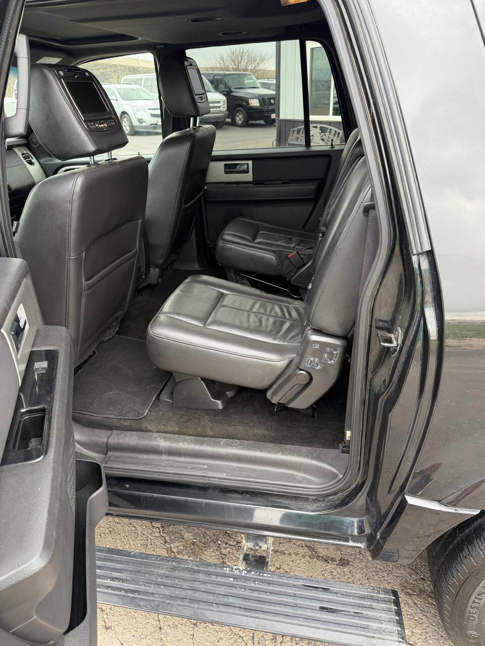 Used 2014 Ford Expedition EL Limited w/ Equipment Group 301A AWD/4WD image 11