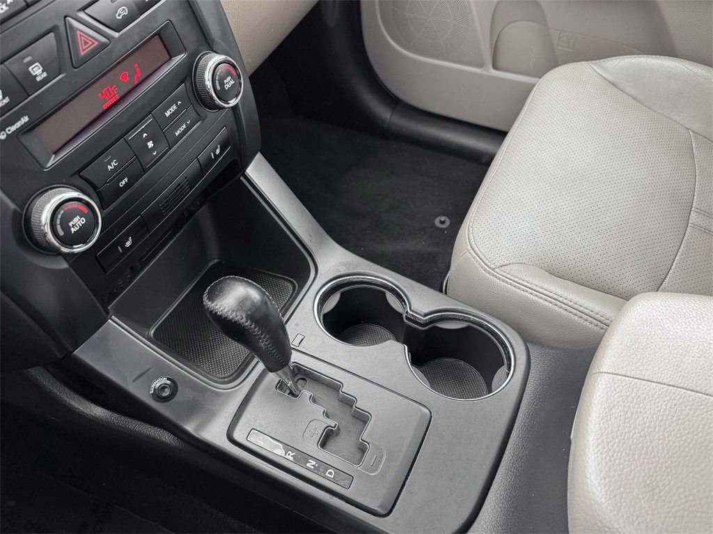 Used 2011 Kia Sorento EX w/ Premium Pkg image 22