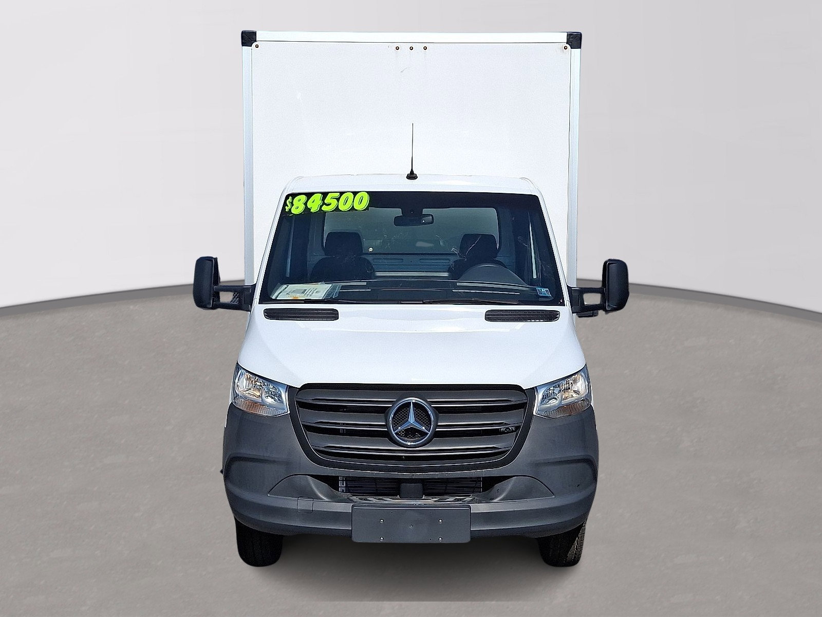 Used 2023 Mercedes-Benz Sprinter 4500 image 2