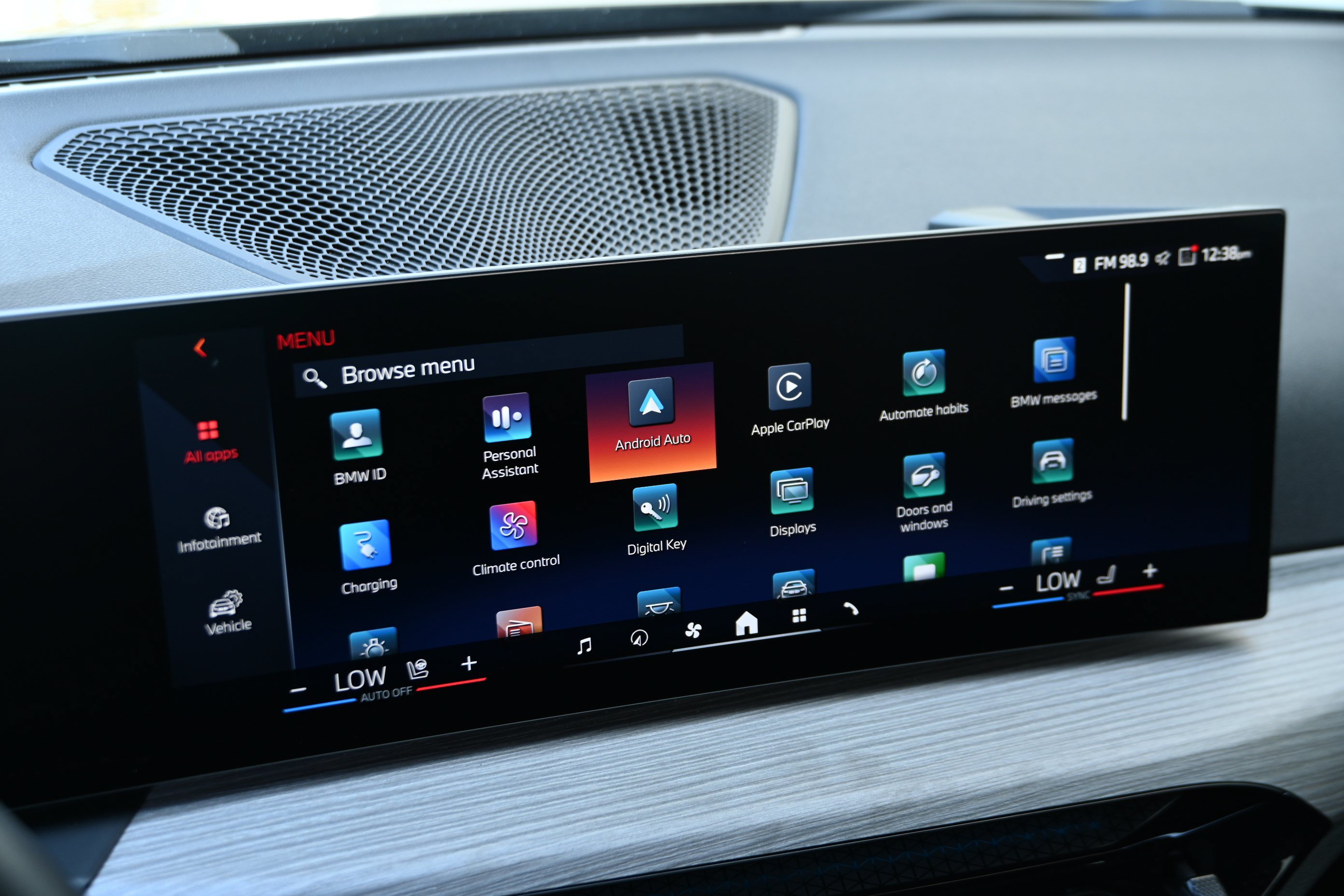 Certified 2025 BMW i4 eDrive40 RWD image 31