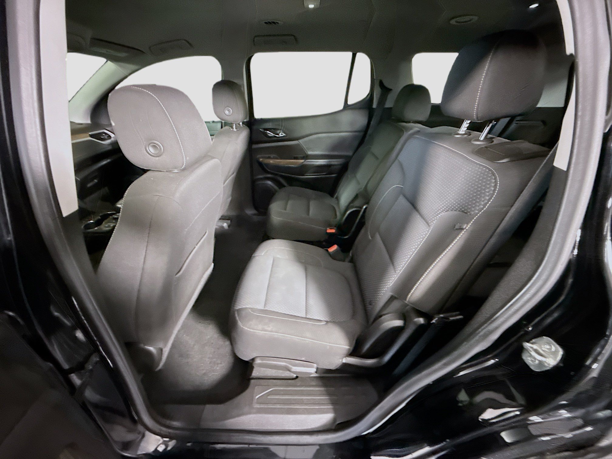 Used 2022 GMC Acadia SLE w/ Driver Convenience Package FWD image 25