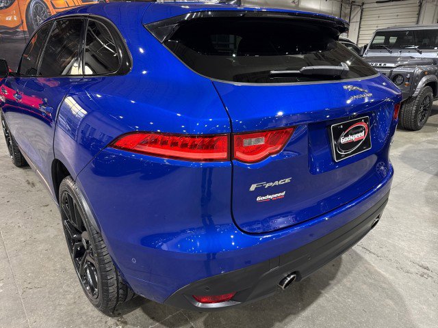 Used 2020 Jaguar F-PACE R-Sport image 42