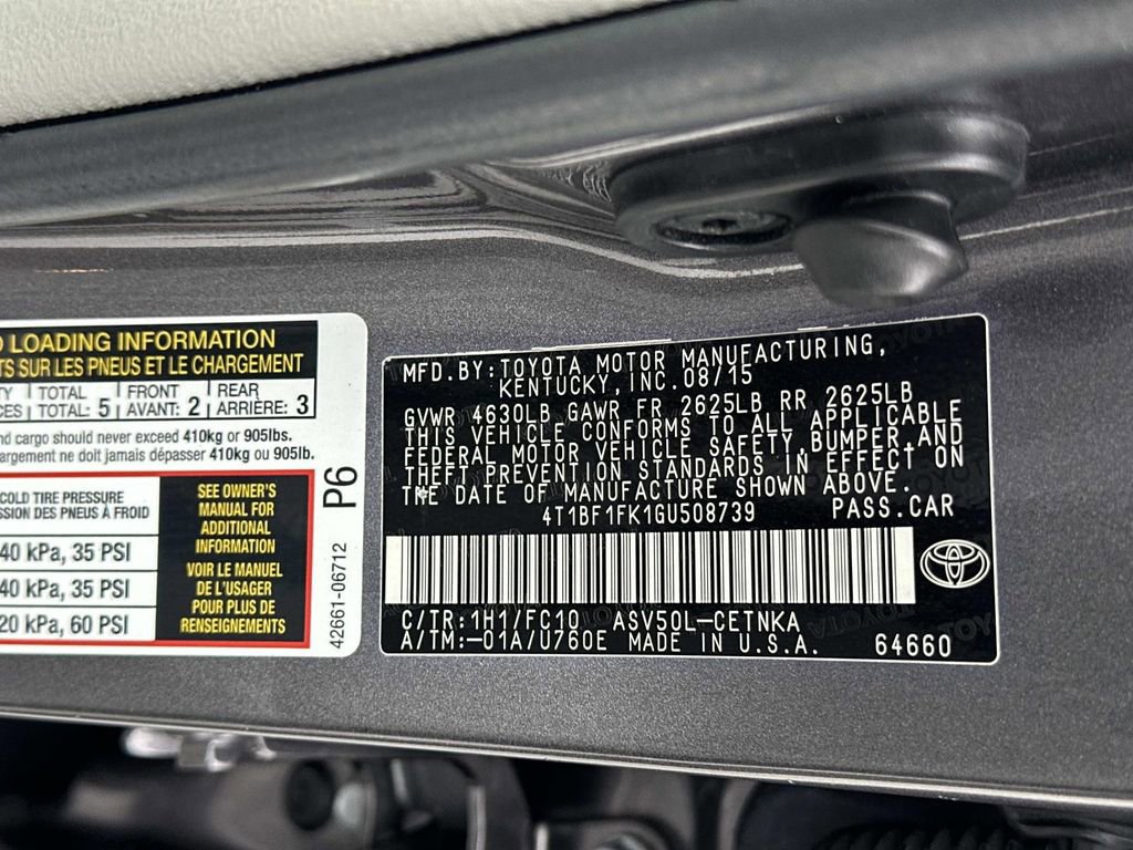 Used 2016 Toyota Camry XLE image 32