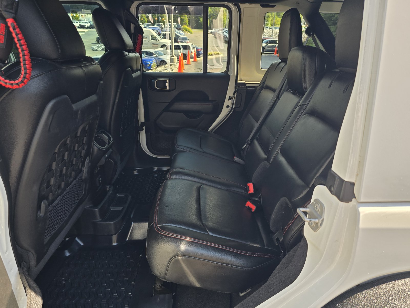 Used 2020 Jeep Wrangler Unlimited Rubicon AWD/4WD image 11
