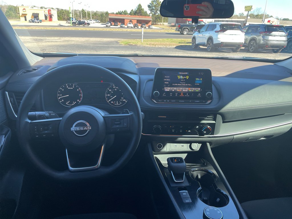 Certified 2023 Nissan Rogue S image 11