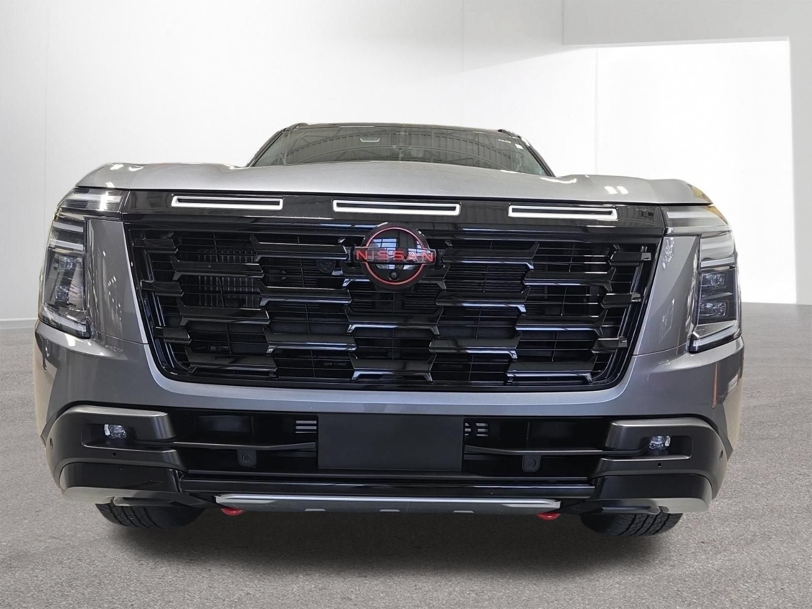 Certified 2025 Nissan Armada PRO-4X w/ Pro-4X Premium Package AWD/4WD image 5