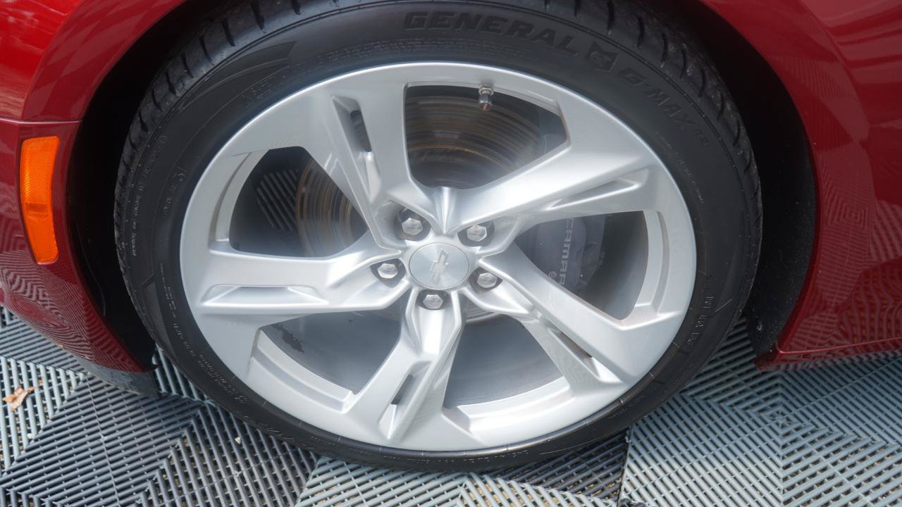 Used 2022 Chevrolet Camaro SS RWD image 30