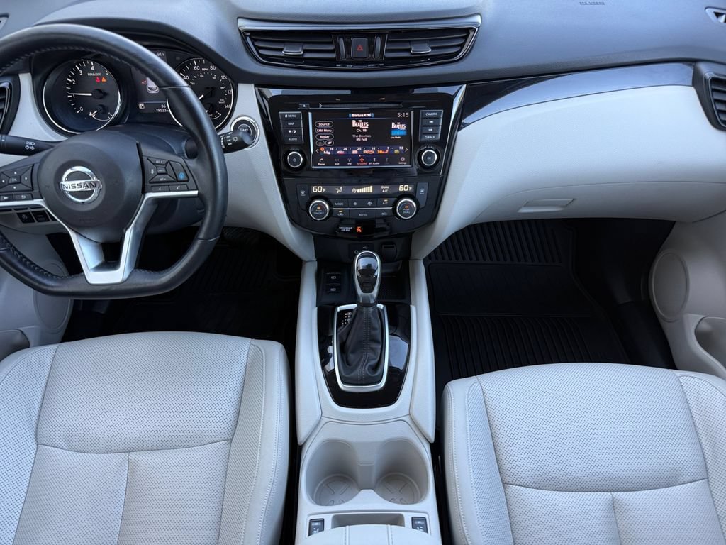 Used 2022 Nissan Rogue Sport SL AWD/4WD image 11