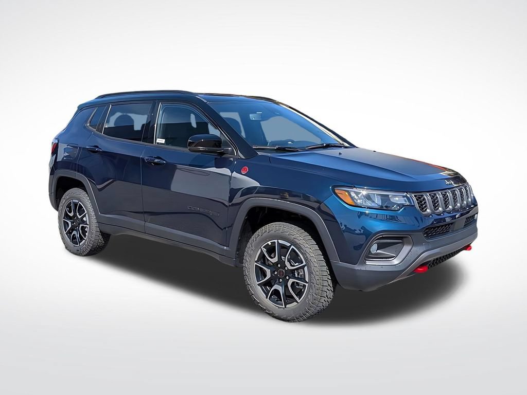 New 2026 Jeep Compass Trailhawk w/ Trailer Tow Group AWD/4WD image 1