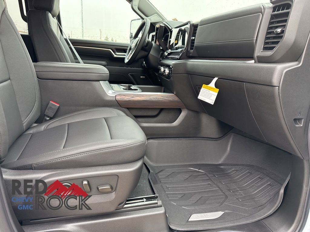 New 2026 GMC Sierra 2500 SLT w/ SLT Premium Package image 11