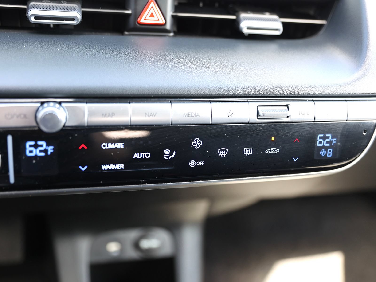 Certified 2024 Hyundai Ioniq 5 SE AWD/4WD image 24