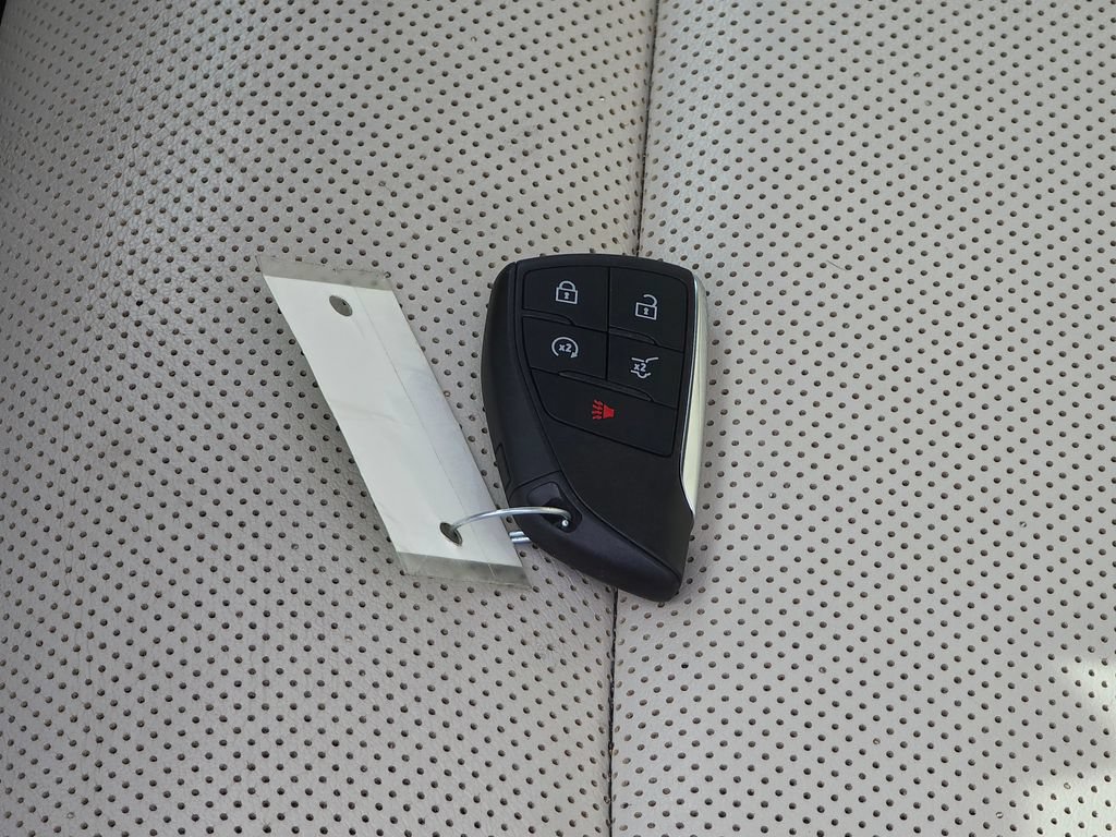 Used 2022 Buick Envision Essence w/ Technology Package I FWD image 29