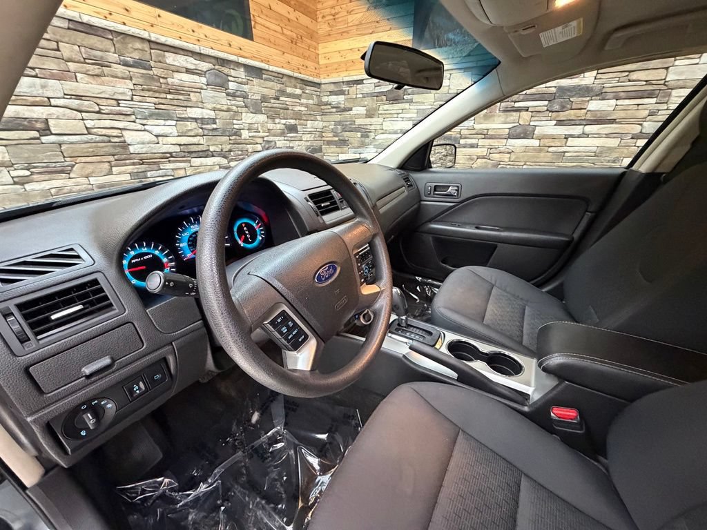 Used 2012 Ford Fusion SE FWD image 25