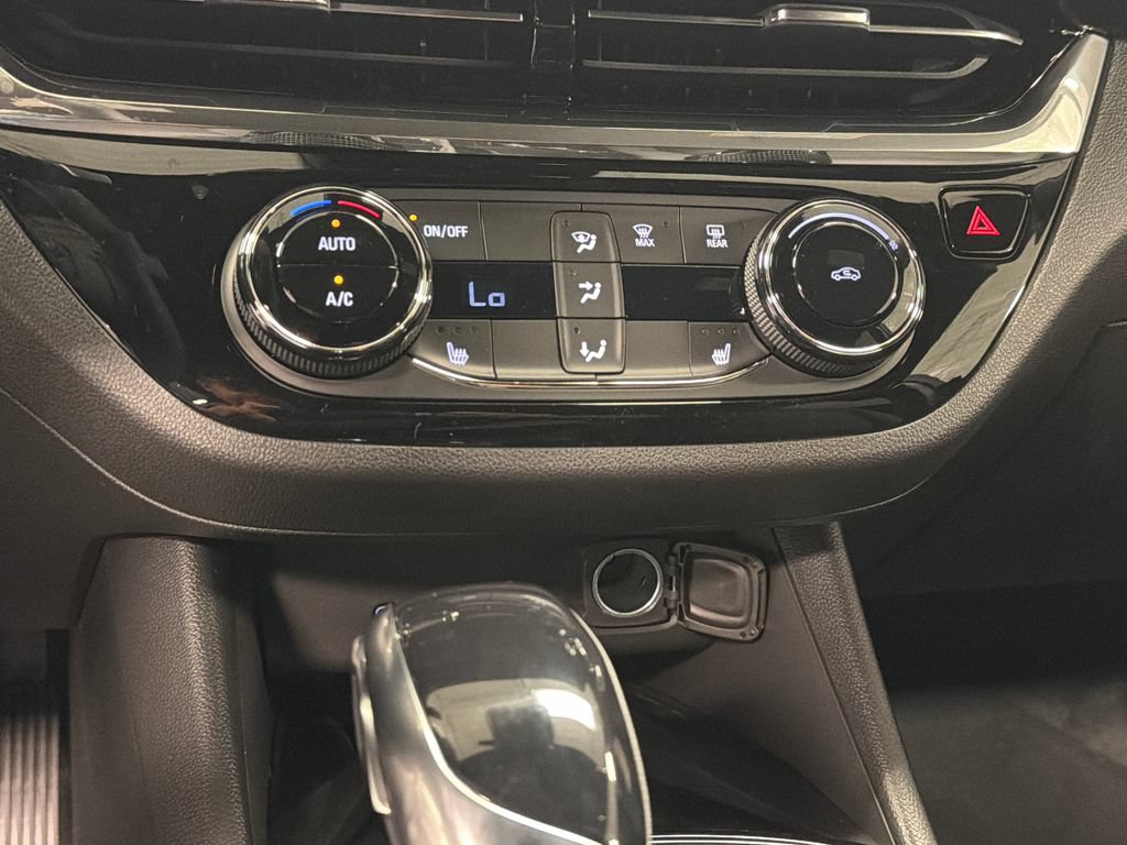 New 2026 Buick Envista Sport Touring w/ Convenience I Package FWD image 33