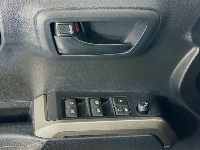 Certified 2019 Toyota Tacoma SR5 RWD image 18