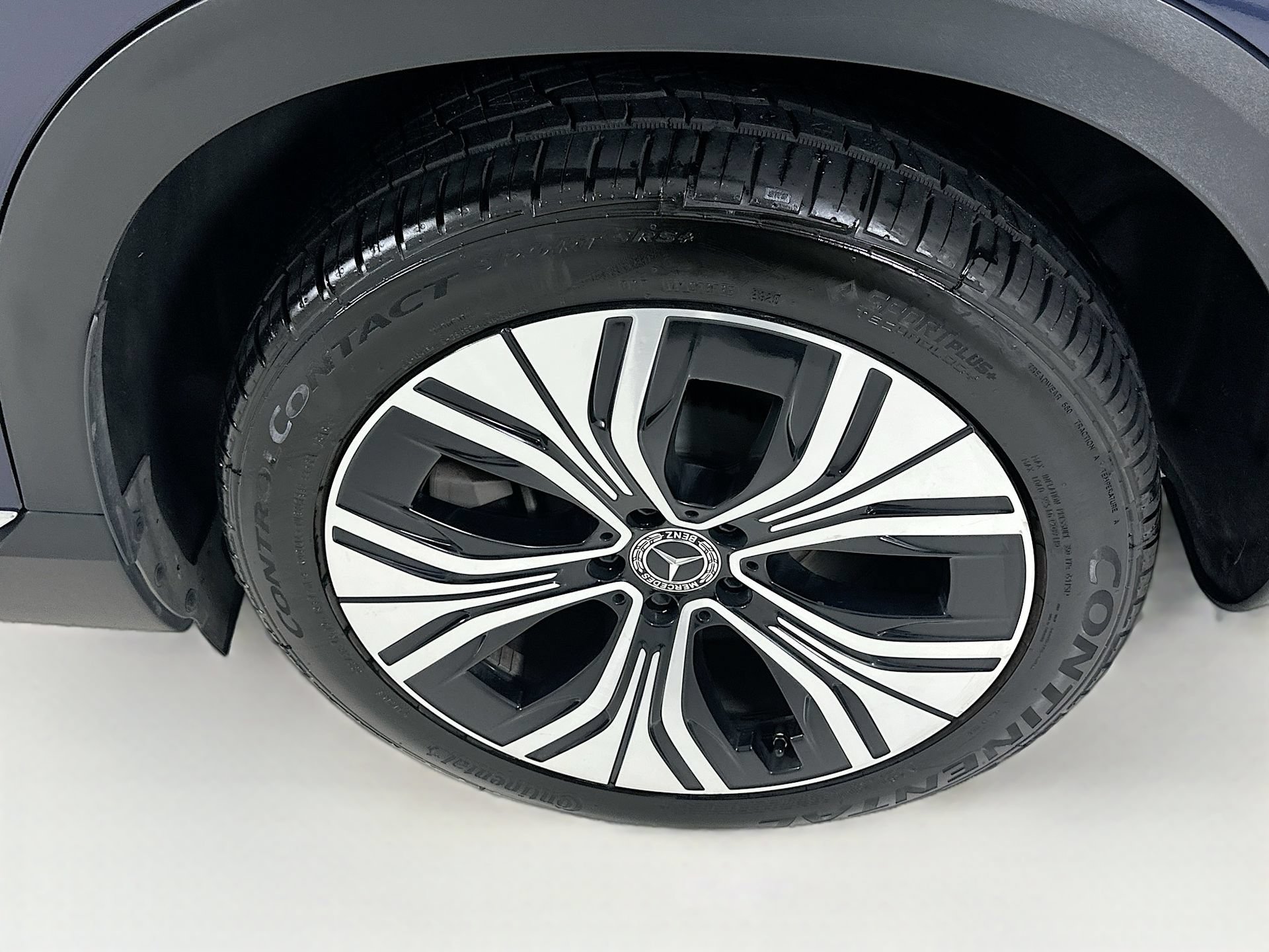 Certified 2023 Mercedes-Benz EQE 350+ 4MATIC SUV image 33