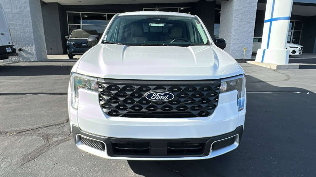 New 2025 Ford Maverick Lariat w/ 4K Tow Package image 8