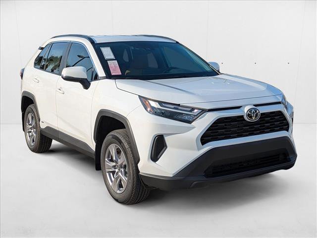 New 2025 Toyota RAV4 XLE image 7