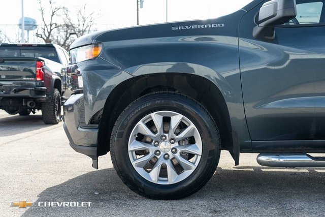 Used 2019 Chevrolet Silverado 1500 Custom w/ Custom Value Package image 11